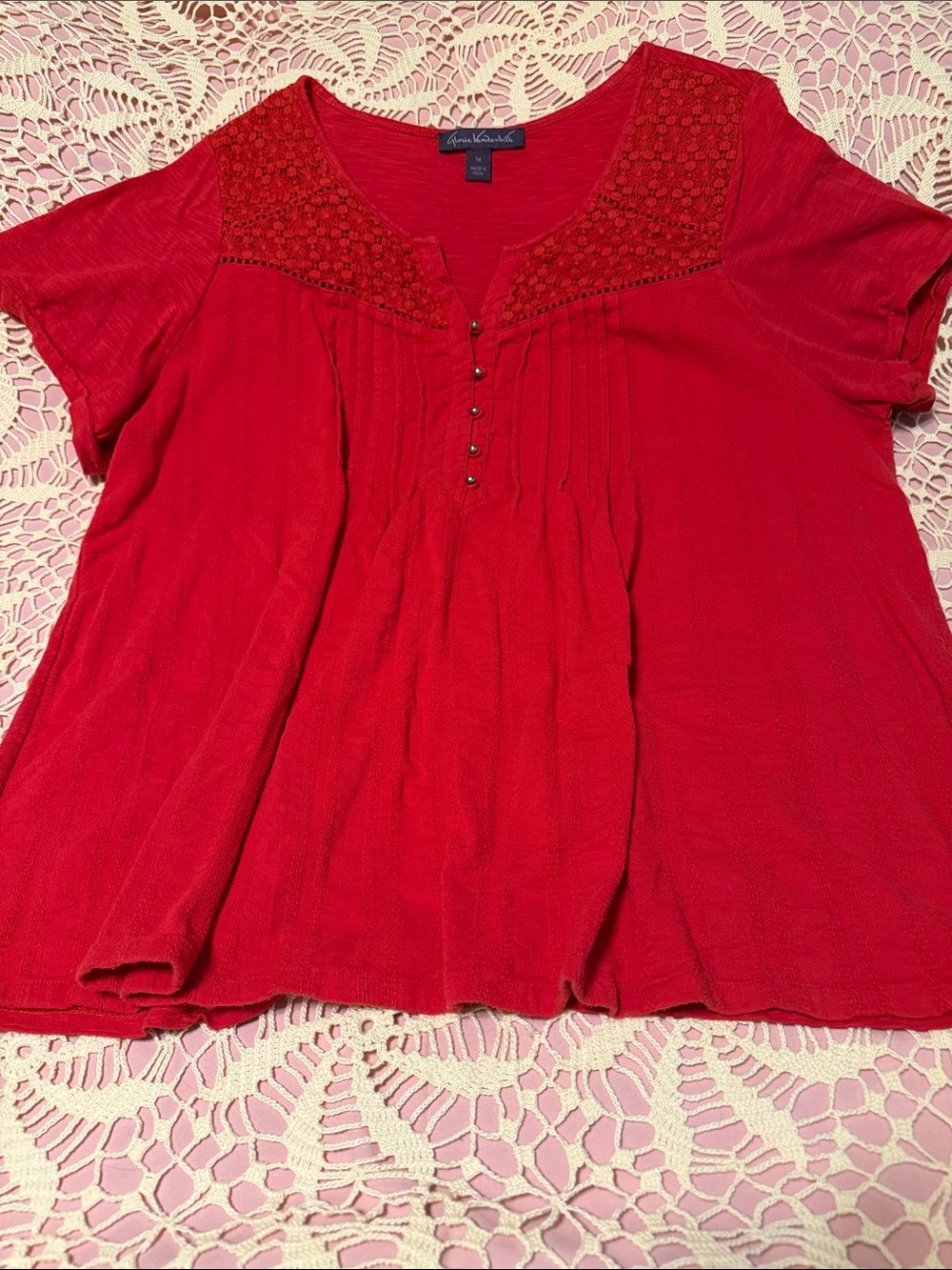 Gloria Vanderbilt Red Crochet Yoke Short Sleeve Blouse